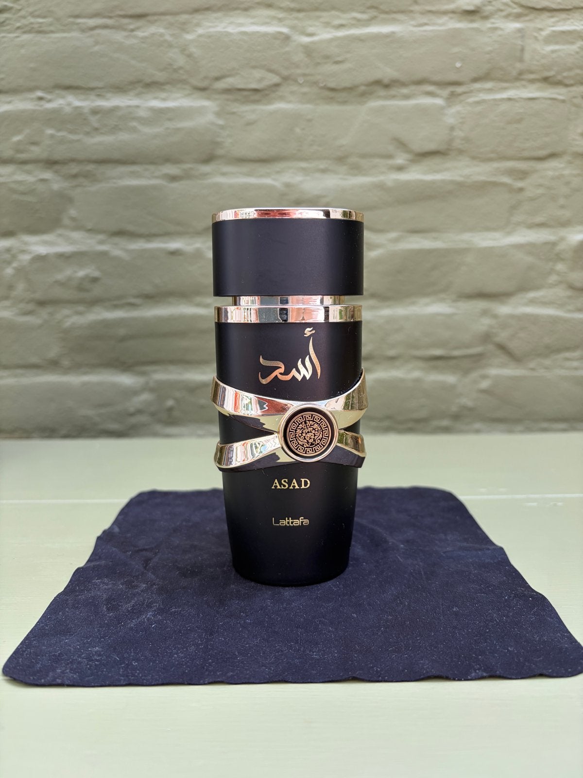Lattafa Asad Eau de Parfum 100 ml, Ophalen of Verzenden, Zo goed als nieuw