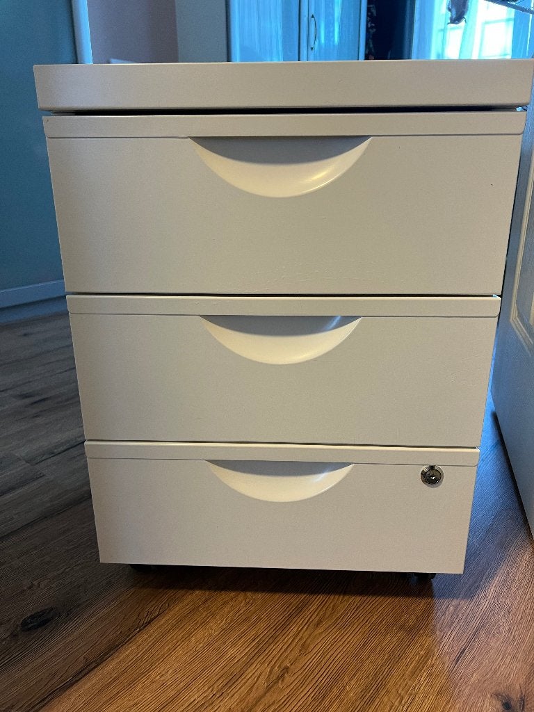 Bureaukast IKEA, Huis en Inrichting, Ophalen, Zo goed als nieuw, Minder dan 70 cm, Metaal