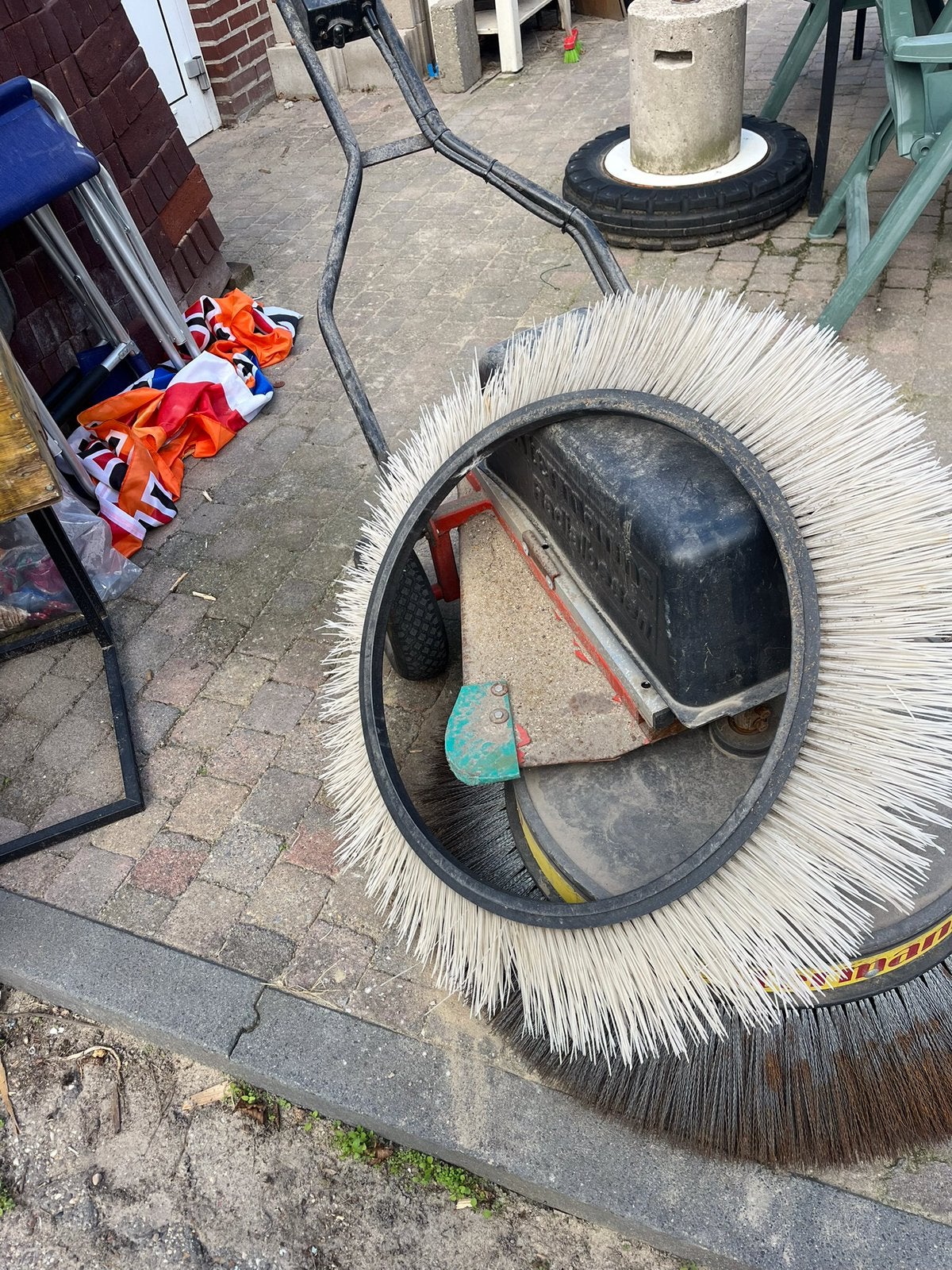 Westermann radialbesem, Tuin en Terras, Ophalen, Gebruikt