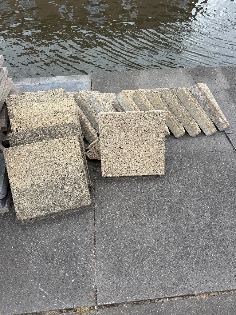 Gratis op te halen: 40m2 Terrastegels, Ophalen, Gebruikt, 10 m² of meer, Beton