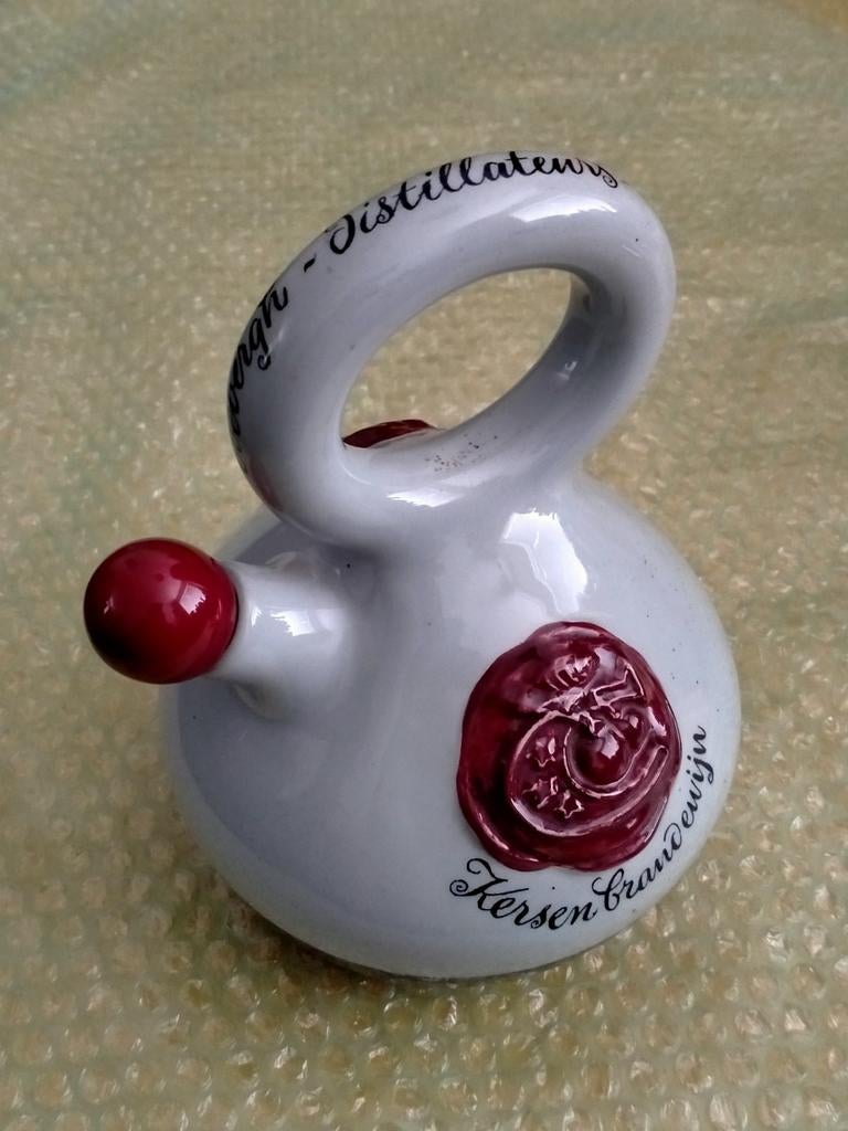 Vintage Coebergh Kersenbrandewijn handbeschilderd kruikje., Verzamelen, Merken en Reclamevoorwerpen, Ophalen of Verzenden, Gebruiksvoorwerp