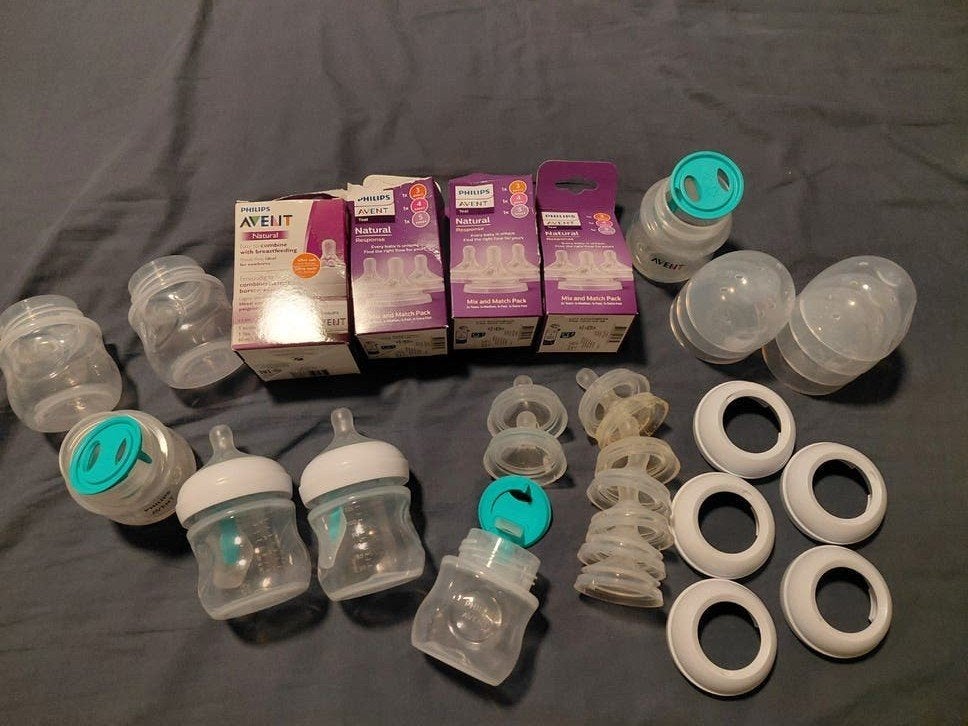 Philips Avent flessenset met diverse spenen en accessoires, Ophalen of Verzenden, Zo goed als nieuw, Babyfles, Philips Avent