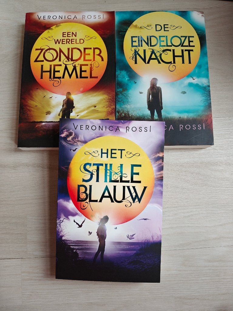 De wereld zonder hemel trilogie boeken Veronica Rossi, Ophalen of Verzenden, Zo goed als nieuw