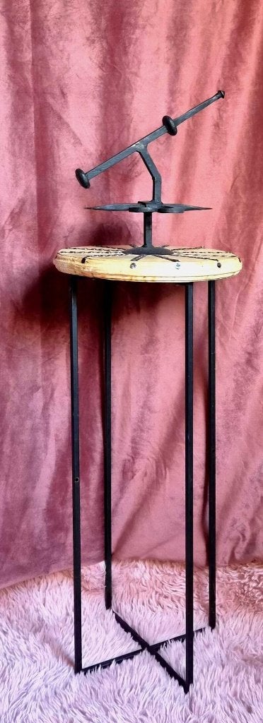 Handmade Sun Clock – Sculptural Celestial Home Decor, Verzenden, Nieuw, Analoog, Staande klok