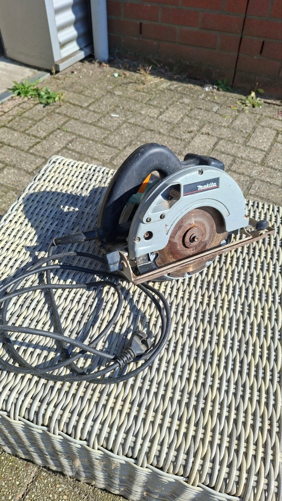 Makita 5603R Cirkelzaag - 1100W, 165mm blad, Ophalen, Gebruikt, Cirkelzaag, 70 mm of meer