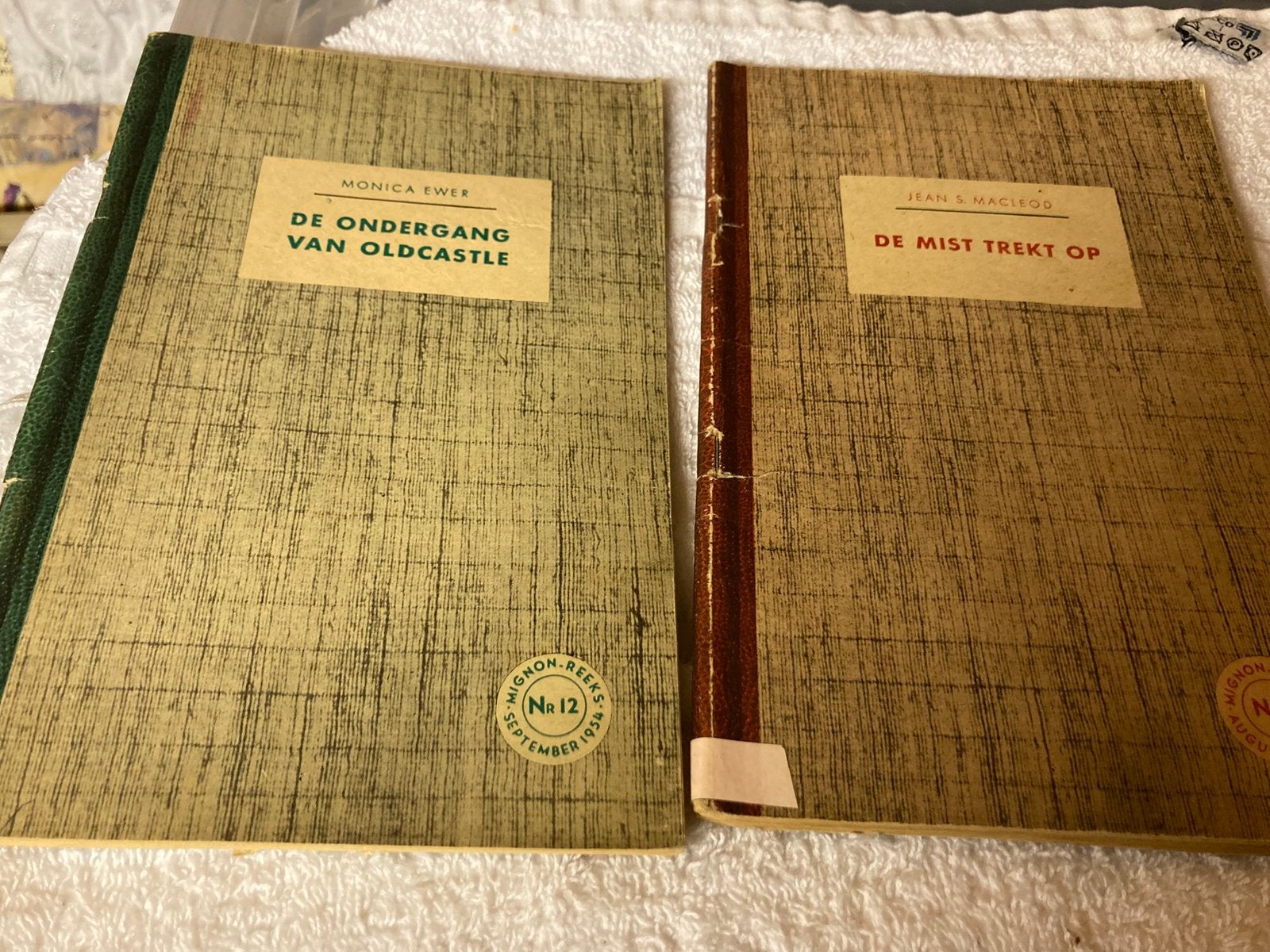 vintage Mignon romans, Boeken, Ophalen of Verzenden, Gelezen
