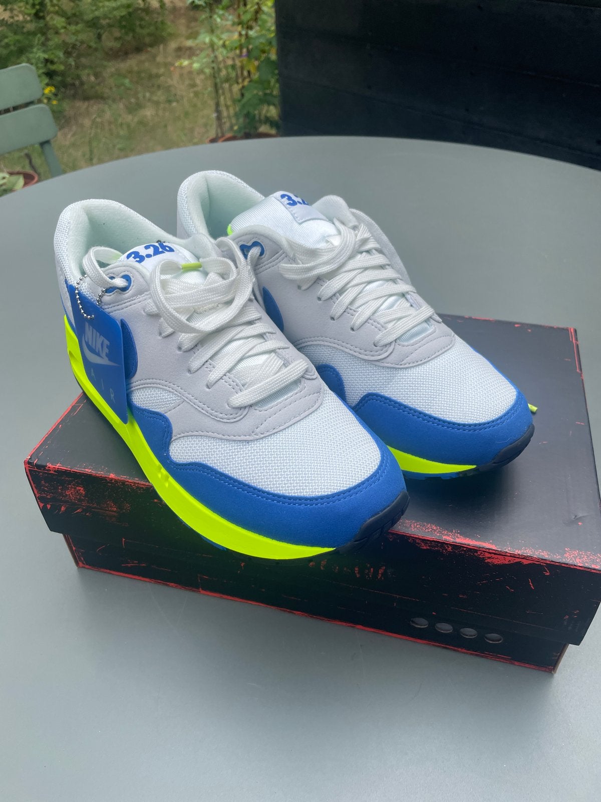 Nike Air Max 1 '86 air max day. Nieuw maat 43, Kleding | Heren, Schoenen, Ophalen of Verzenden, Nieuw, Overige kleuren, Sneakers of Gympen