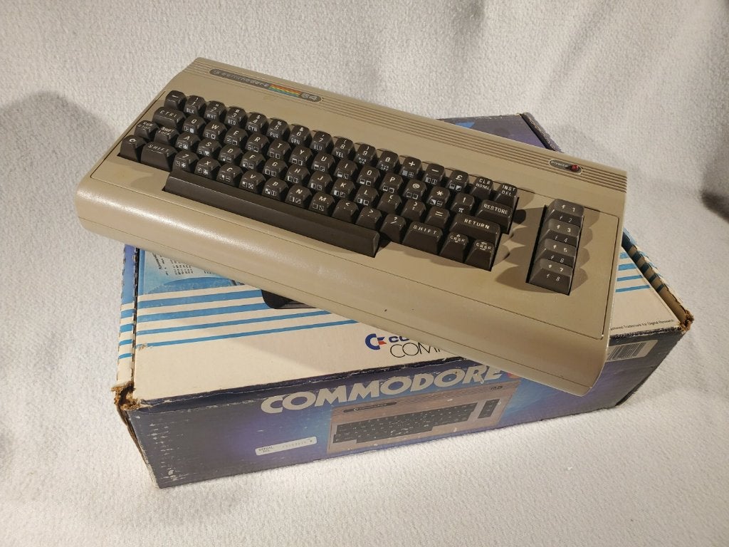 Commodore C64, Ophalen, Commodore C 64