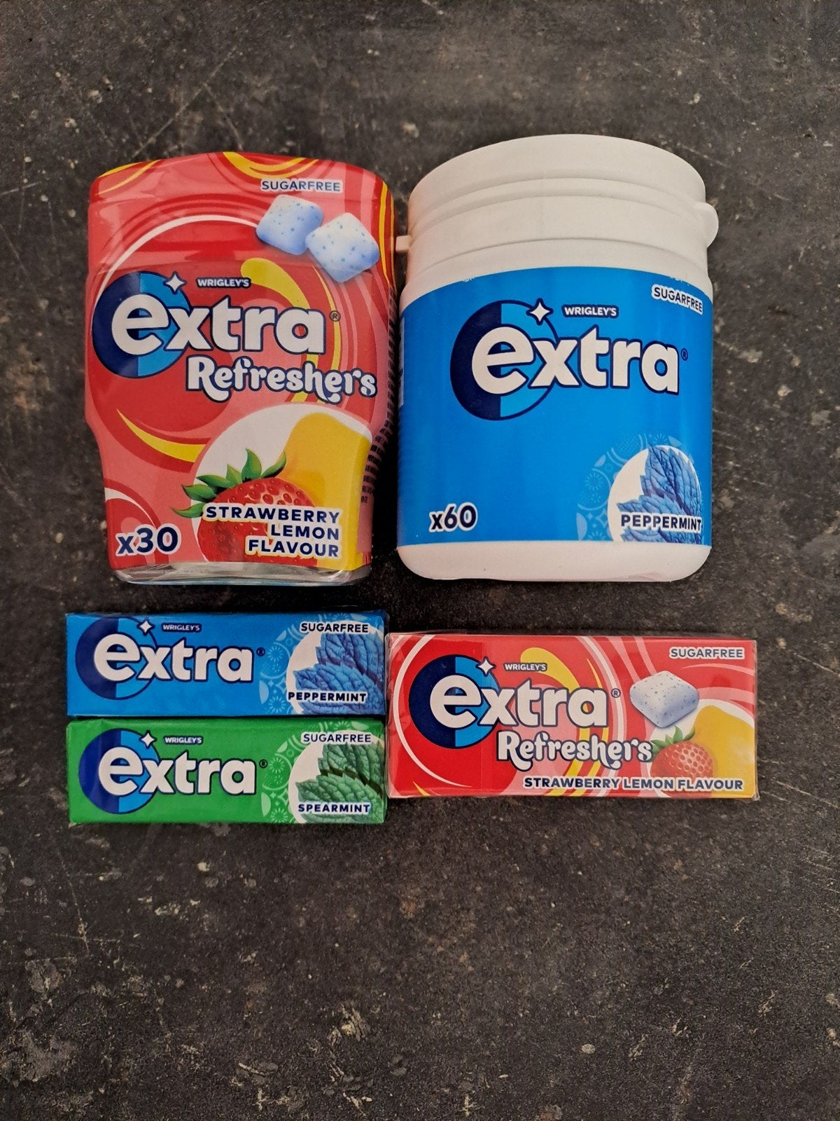 Kauwgom. 2 potjes, 3 pakjes, Ophalen of Verzenden