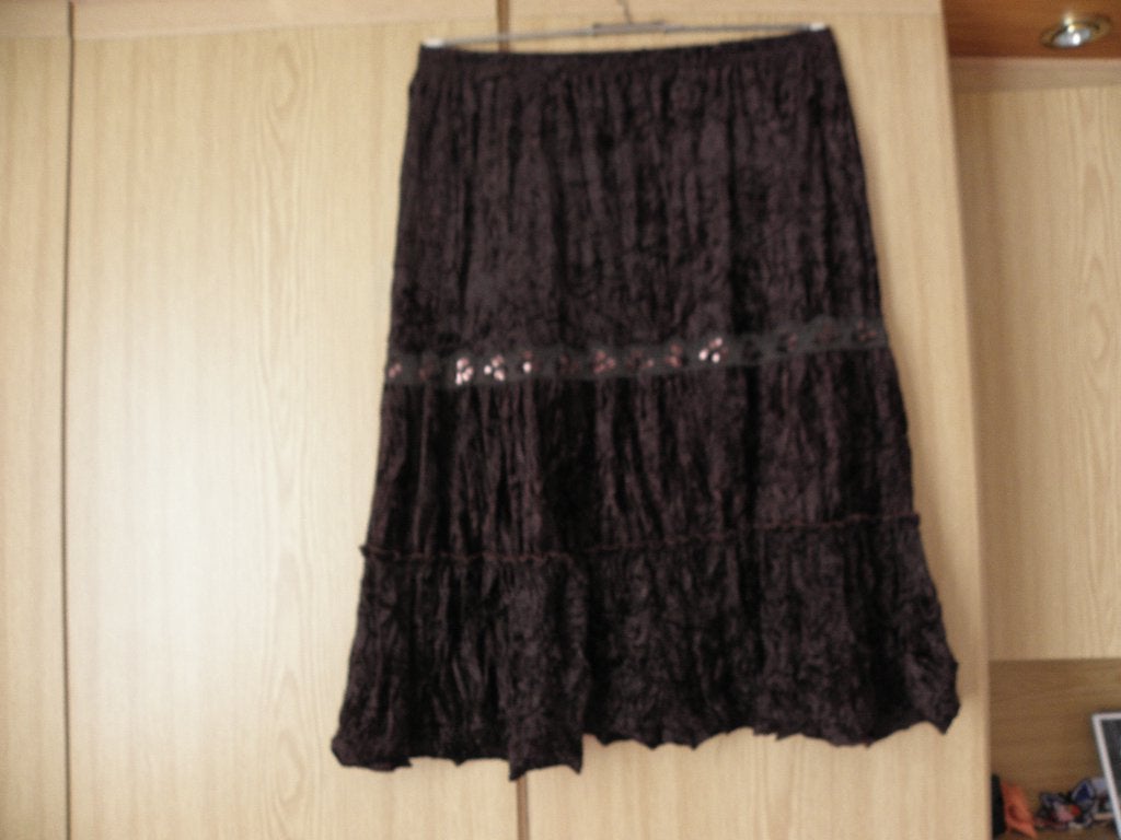 Lange wijde bruine vintage velours pailletten rok mt 44 zgan, Maat 38/40 (M), Bruin, Ophalen of Verzenden, Onder de knie