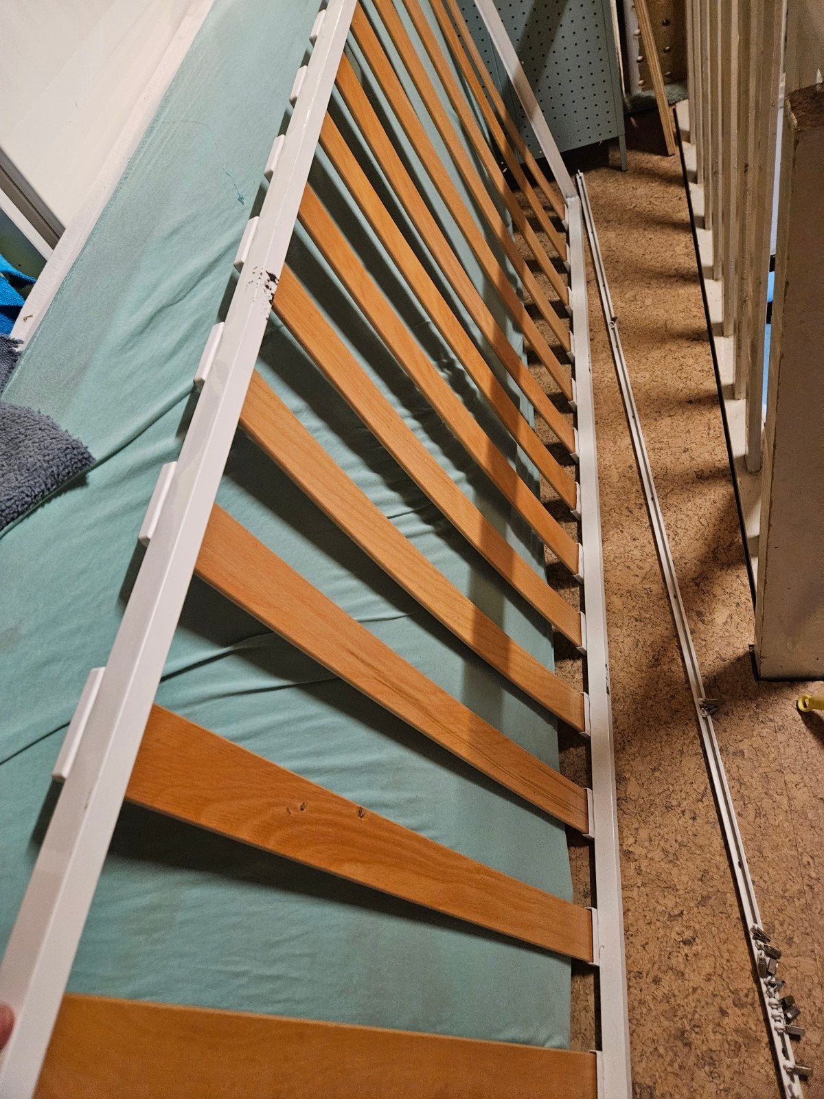 Eenpersoons lattenbodem en matras 90x200 cm, Ophalen, Gebruikt, 90 cm, Eenpersoons