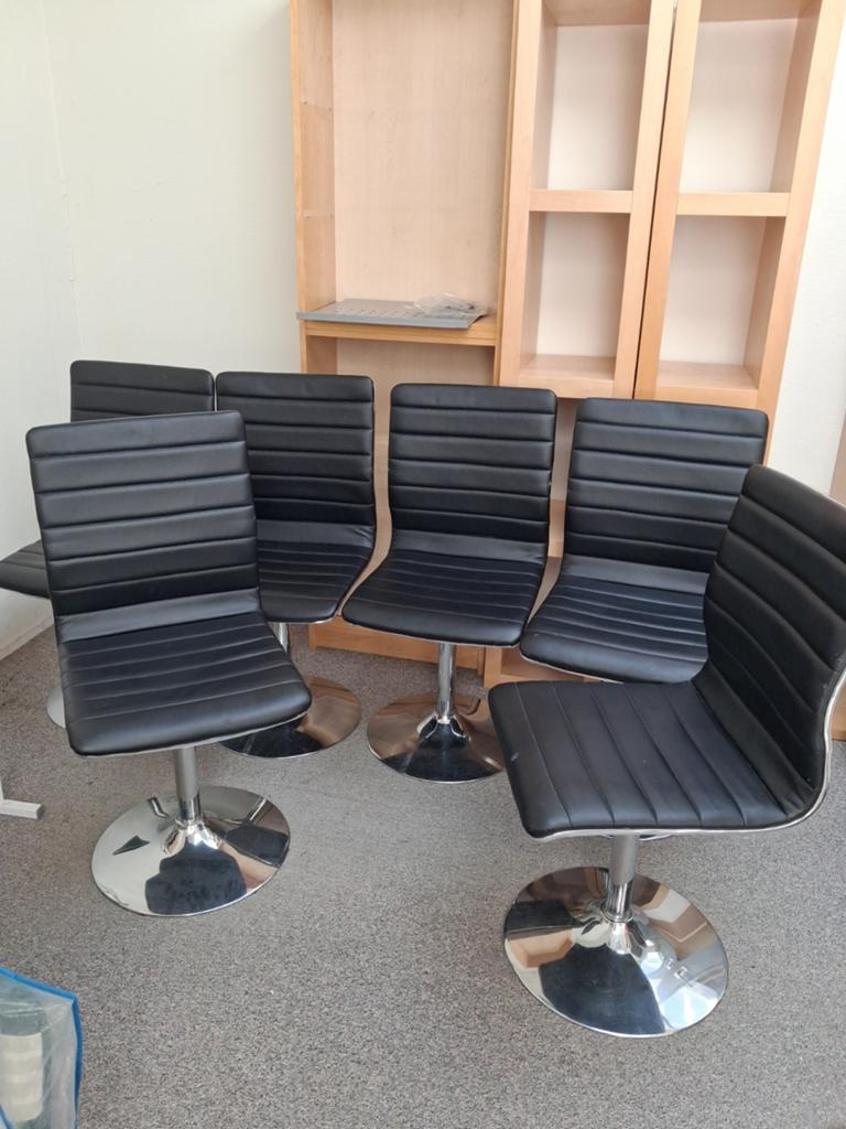 Set van 6 zwarte eettafel stoelen met draaifunctie, Huis en Inrichting, Stoelen, Ophalen, Gebruikt, Zwart, Modern