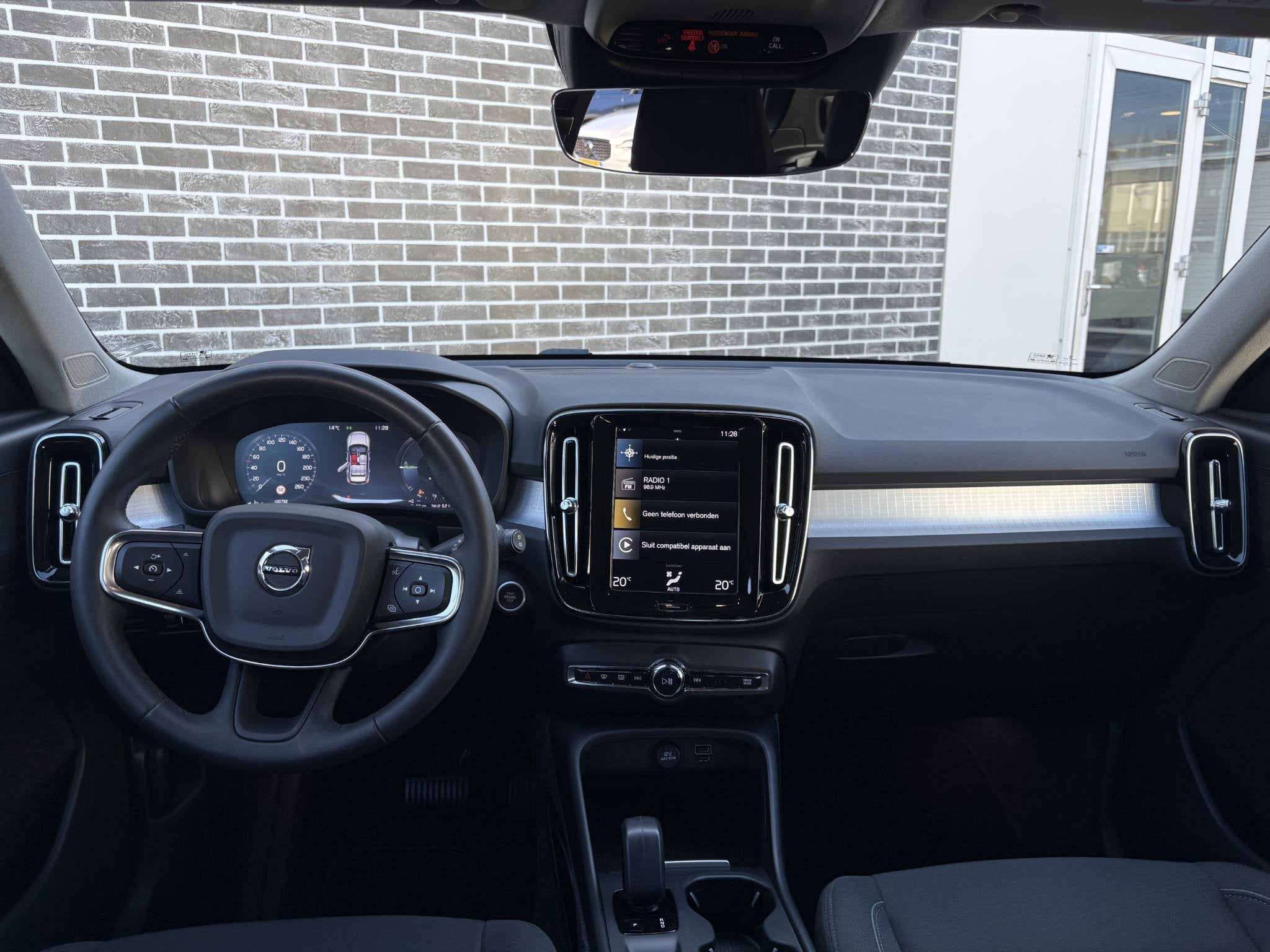 Volvo XC40 1.5 T4 Recharge Inscription Expression | Plug-In, Auto's, Euro 6, 1712 kg, Zwart, Plug-in hybride