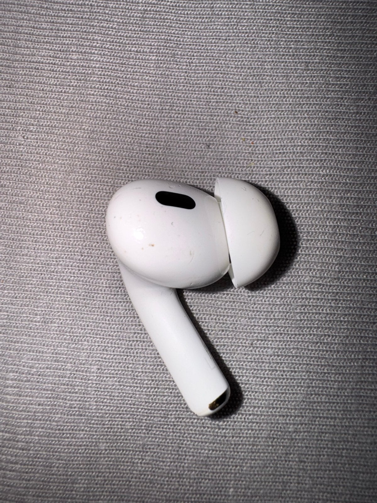 Apple AirPods Pro 2 Linker Oortje USB-C A3048, In-ear, Gebruikt, Bluetooth, Ophalen of Verzenden