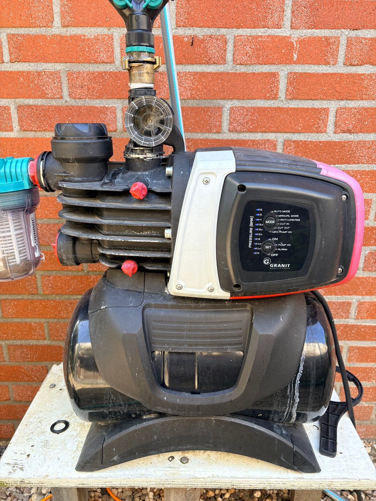 GRANIT hydrofoorpomp - handmatige stand werkt, Tuin en Terras, Waterpompen, Ophalen of Verzenden, Gebruikt, Elektrisch, Hydrofoorpomp