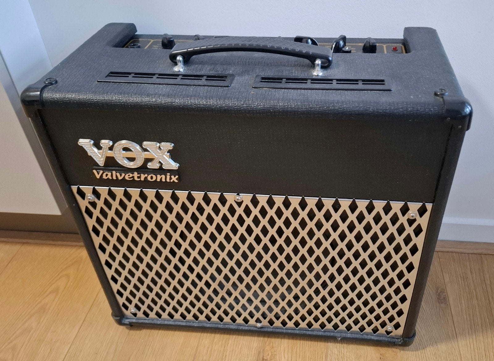 VOX AD30VT, Muziek en Instrumenten, Versterkers | Bas en Gitaar, Ophalen, Zo goed als nieuw, Minder dan 50 watt