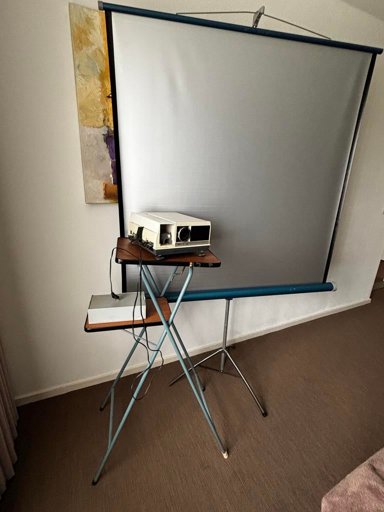 Dia projector met scherm, Ophalen, Gebruikt, Met scherm