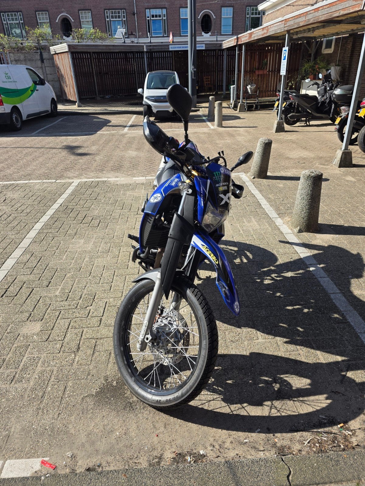 Yamaha XT 660 R - BJ 2005 A2, Sportuitlaat, Meer dan 35 kW, Enduro, Minimaal motorrijbewijs A2