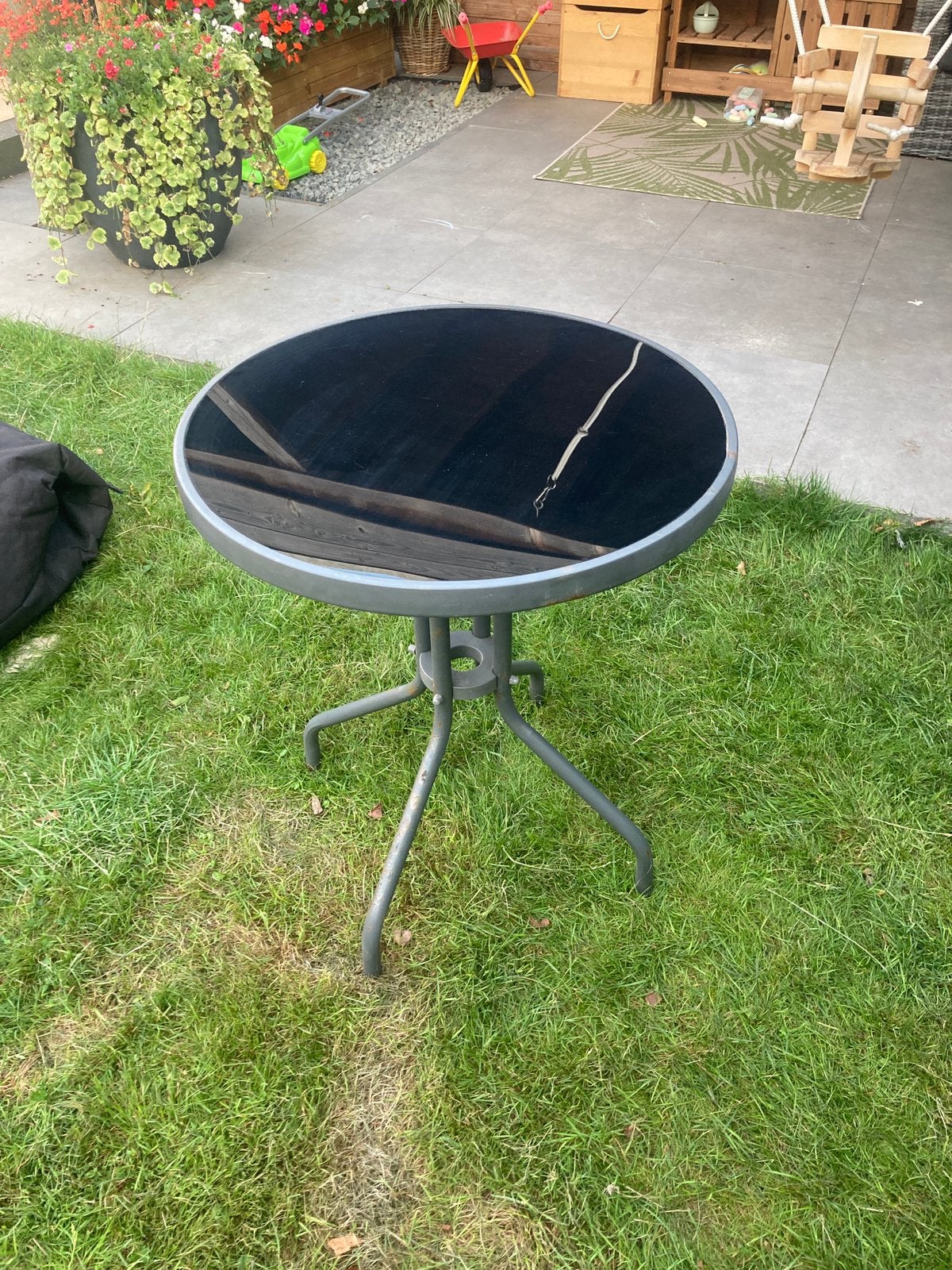 Tuin tafeltje, Ophalen, Gebruikt