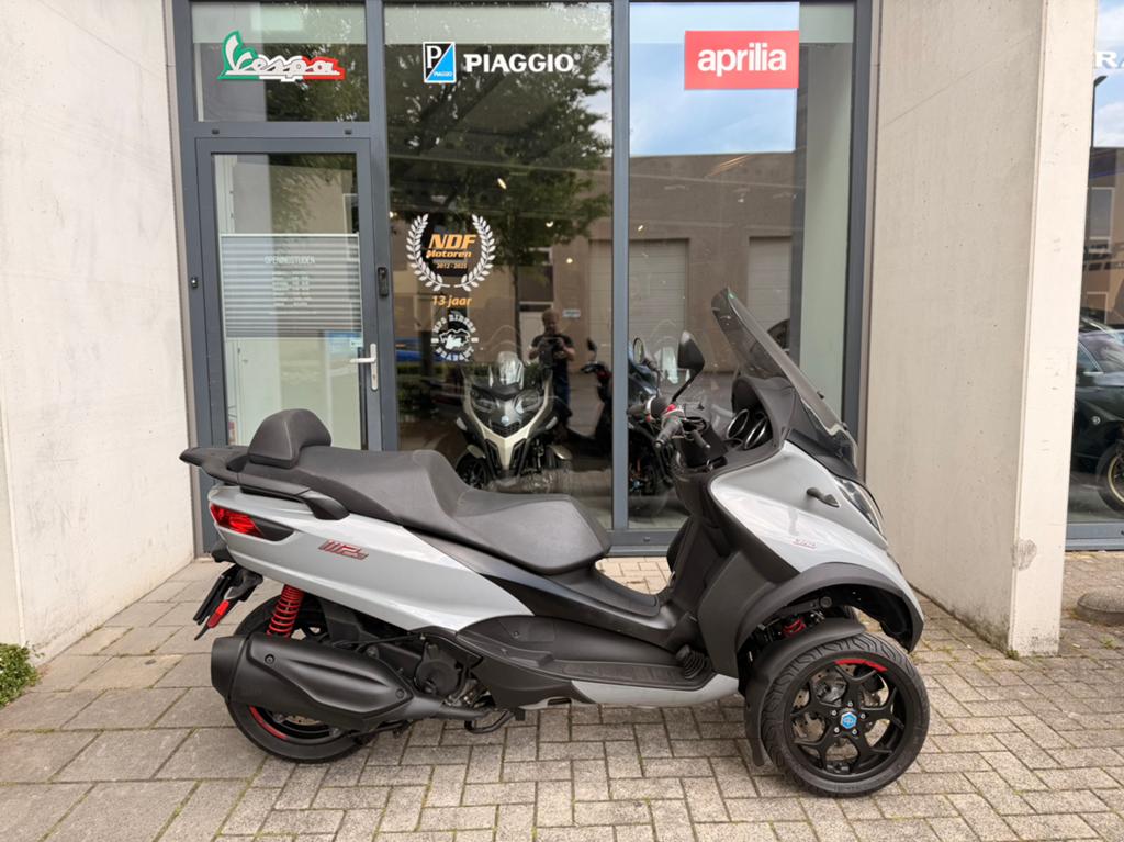 Piaggio mp3 350 abs asr autorijbewijs!!, Motoren, Motoren | Piaggio, Particulier, Scooter, Ophalen of Verzenden