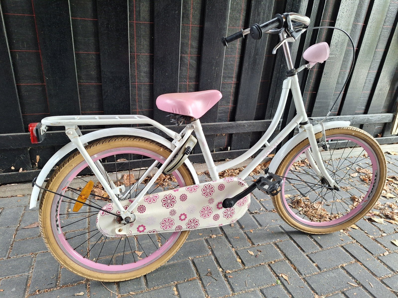 21 inch meisjes fiets., Fietsen en Brommers, Ophalen, Gebruikt, 14 inch of minder, Handrem