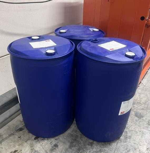 Kunststof 200 liter vaten, Tuin en Terras, 150 liter of meer, Ophalen of Verzenden, Zo goed als nieuw, Kunststof