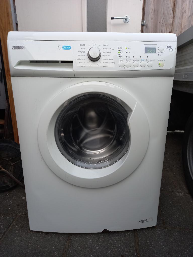 wasmachine zanussi lindo, Witgoed en Apparatuur, Wasmachines, Ophalen, Gebruikt, Voorlader, 85 tot 90 cm