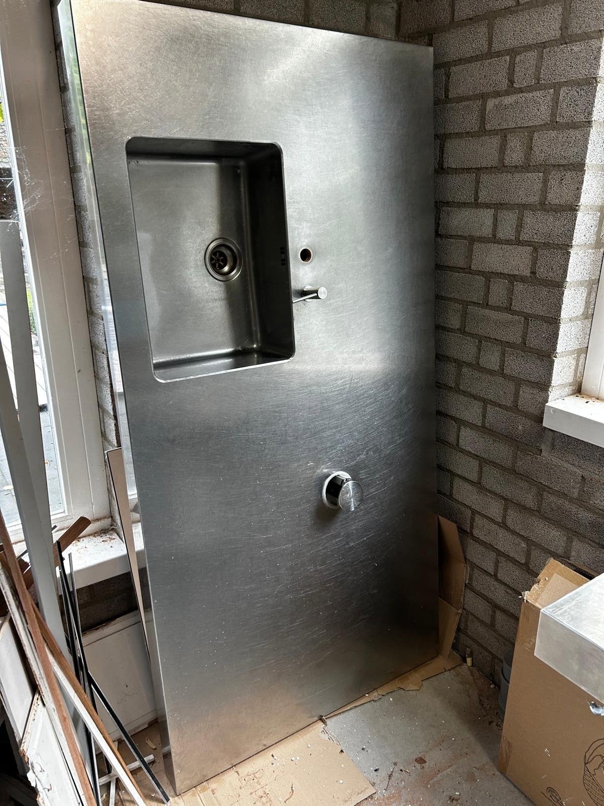 RVS Eiland Werkblad met Spoelbak - 200x102x9 cm, Ophalen, Gebruikt, 100 tot 150 cm, Minder dan 25 cm