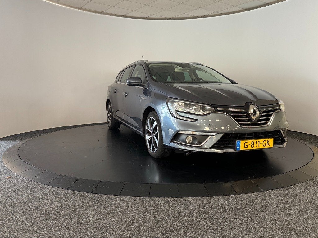 Renault MEGANE 1.3 TCE BOSE, Auto's, Gebruikt, Euro 6, 4 cilinders, 1290 kg