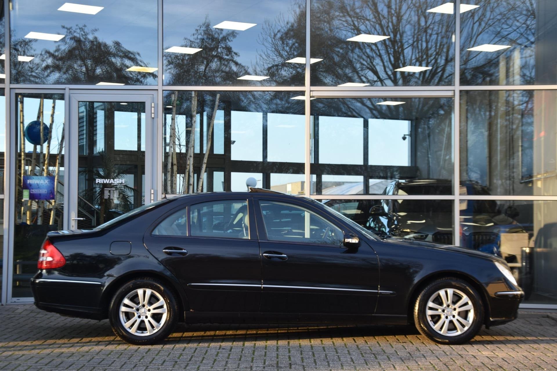 Mercedes-Benz E-klasse E350 Elegance Aut. | Youngtimer | Led, Auto's, Mercedes-Benz, Automaat, Achterwielaandrijving, Gebruikt
