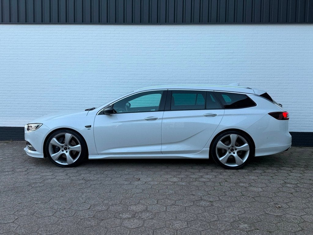 Opel Insignia Sports Tourer OPC 2.0 Turbo 4x4 260PK TREKHAAK, Automaat, 1998 cc, Gebruikt, 4 cilinders