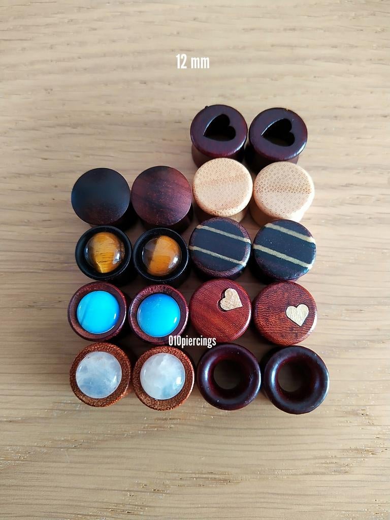 Nieuwe tunnels, pluggen. Hout. Double flared. 12 Mm., Ophalen of Verzenden, Zo goed als nieuw, Overige materialen, Oor- of Traguspiercing