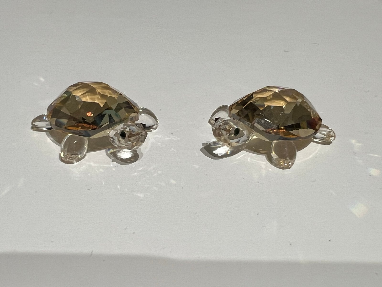 Swarovski Baby Tortoises - Golden Shadow editon., Verzamelen, Ophalen of Verzenden, Zo goed als nieuw, Figuurtje