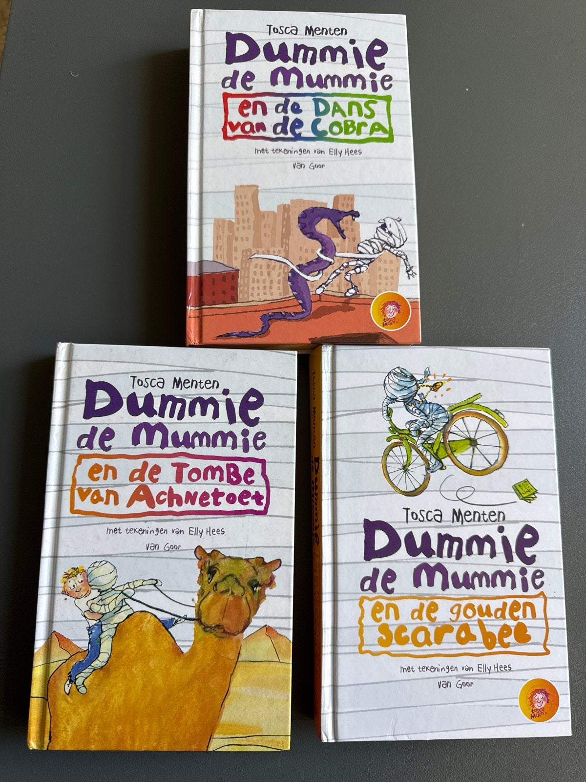 Dummie de Mummie boeken - Tosca Menten (3 stuks), Ophalen of Verzenden, Gelezen, Fictie algemeen