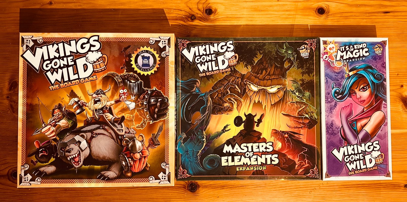 Vikings go Wild + 2 Expansions (Engels), Hobby en Vrije tijd, Gezelschapsspellen | Bordspellen, Vijf spelers of meer, Ophalen of Verzenden