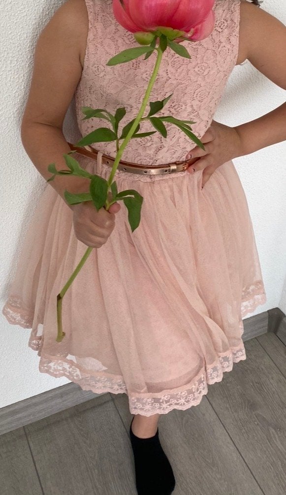 Meisjesjurk Roze Kant Tule Maat 146/152, Kinderen en Baby's, Ophalen of Verzenden, Zo goed als nieuw, Meisje, Jurk of Rok