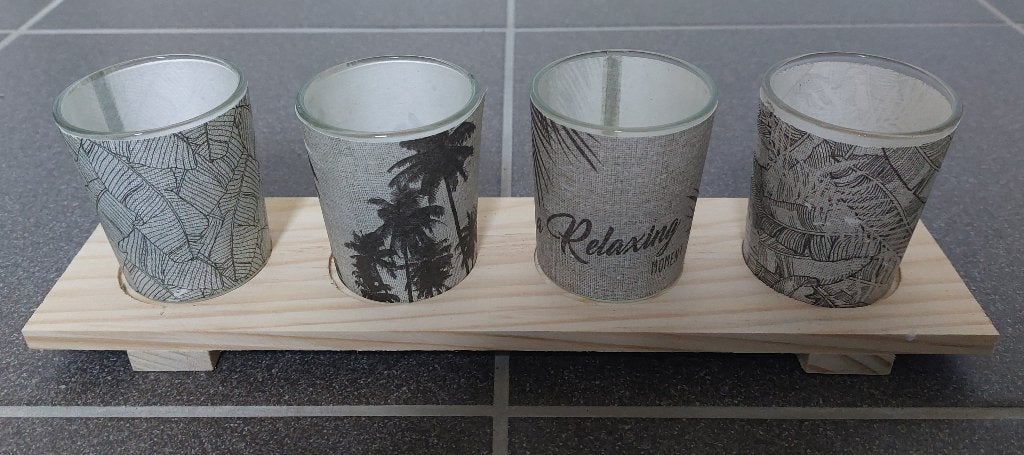 Theelichthouder set op houten plankje. Nieuw. Afm. 7,5x30 cm, Bruin, Nieuw, Ophalen of Verzenden, Hout