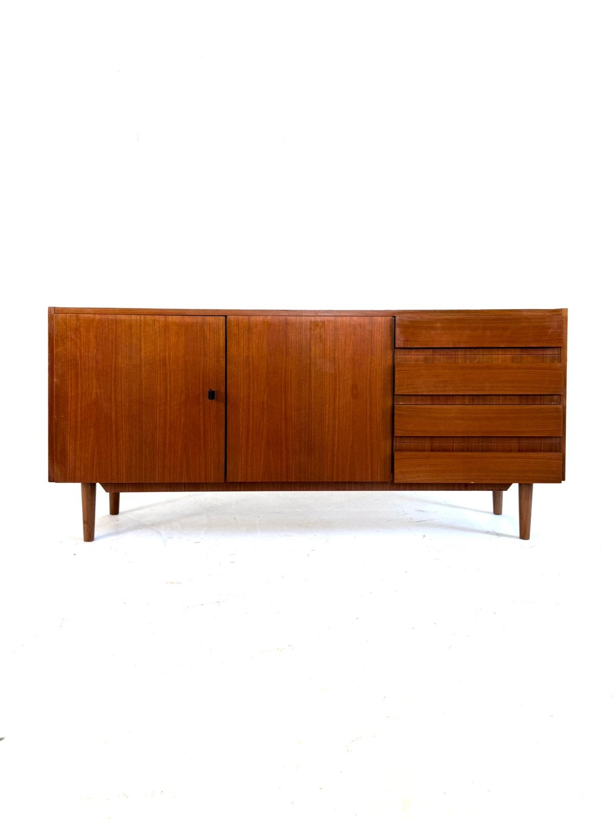 Vintage teakhouten sideboard/TV-kast, jaren ‘60, Vintage retro buisframe design rotan webbing papercord deens, 150 tot 200 cm