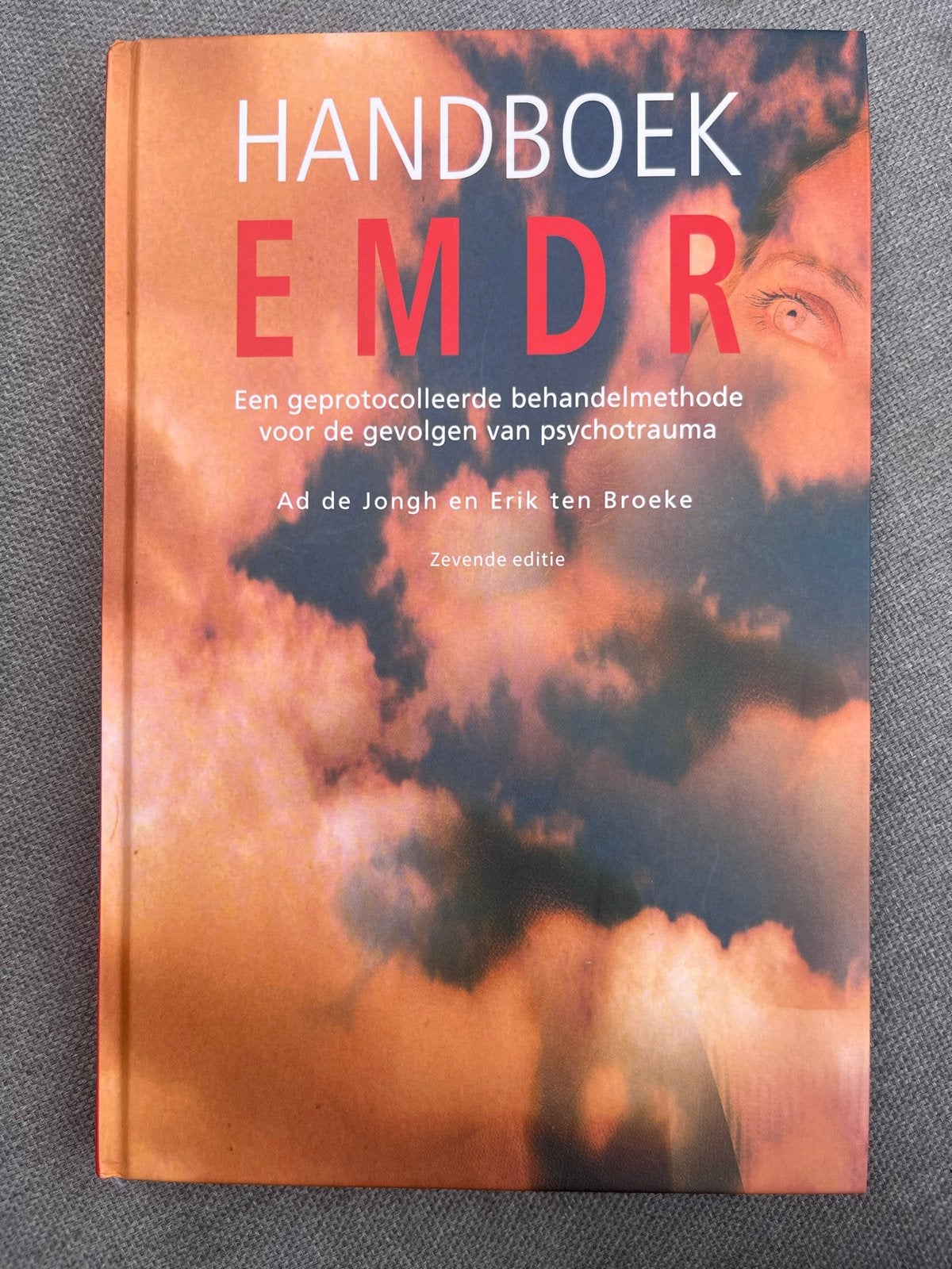 Handboek EMDR: Behandeling van psychotrauma, Ophalen of Verzenden, Zo goed als nieuw, Klinische psychologie