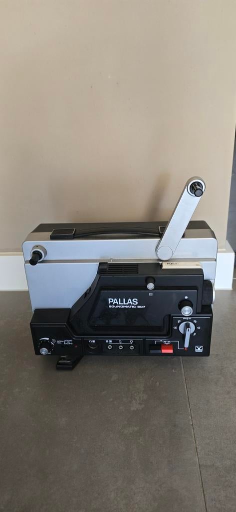 Pallas Soundmatic 607 Super 8 Filmprojector, Audio, Tv en Foto, Diaprojectors, Ophalen, Gebruikt