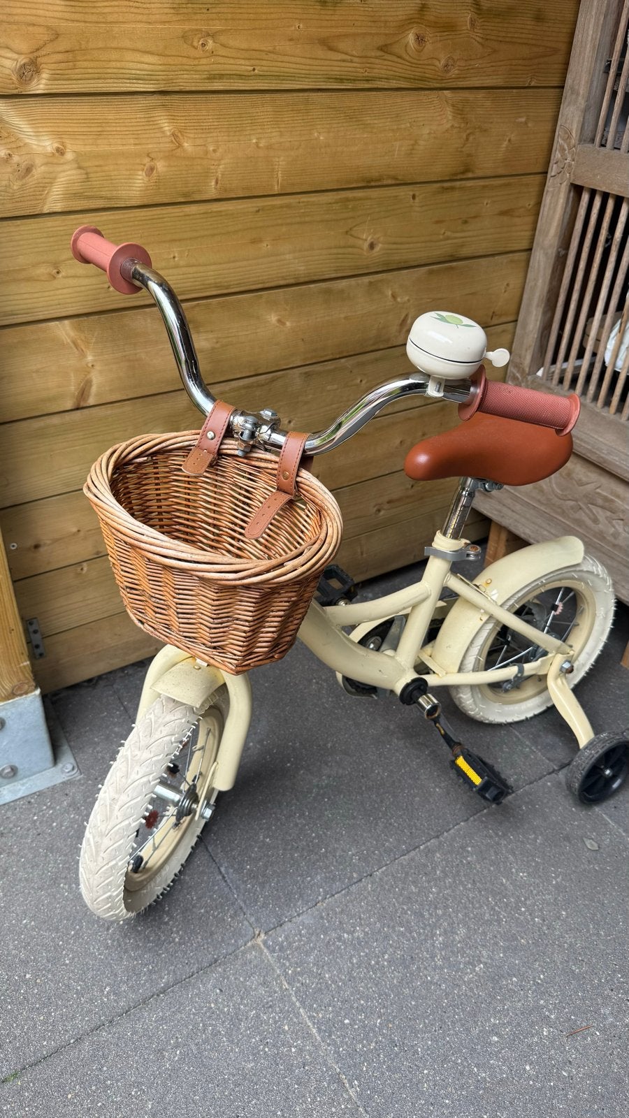 Generation Blanco kinderfiets met Veloretti mand en Konges S, Ophalen, Terugtraprem, Zijwieltjes, Gebruikt