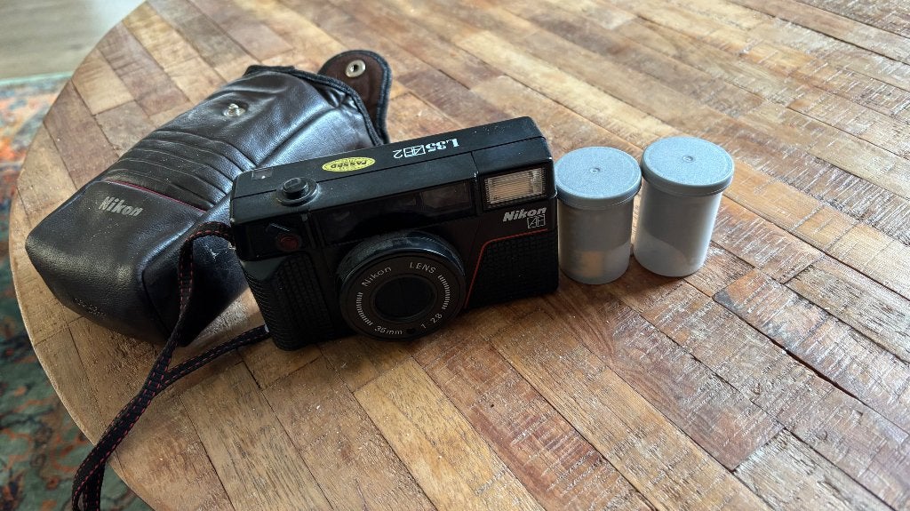 Nikon L35 2 inc kodak 200 rolletjes, Ophalen, Gebruikt, Spiegelreflex, Nikon