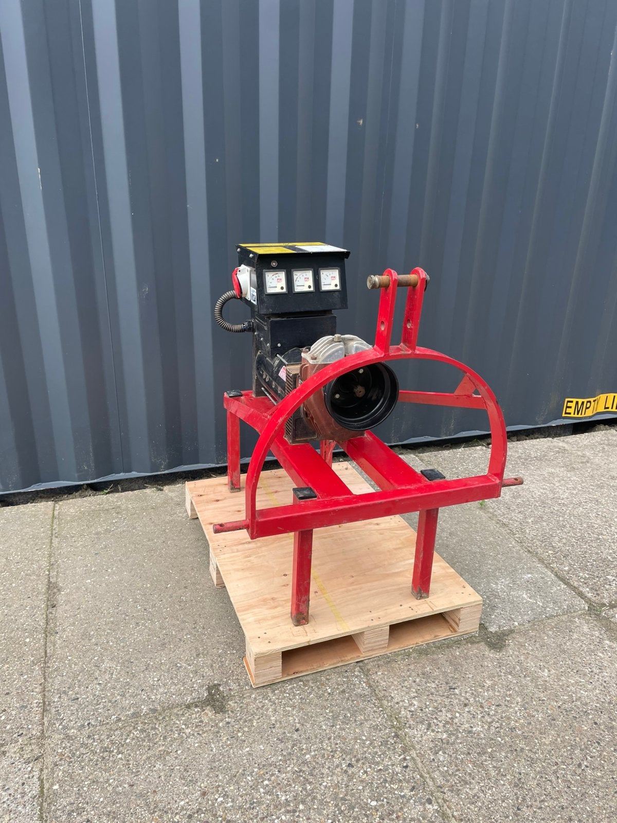 Trekker aggregaat 18 KVA, Doe-het-zelf en Verbouw, Aggregaten, Ophalen, Geluidgedempt, Overige typen, Zo goed als nieuw