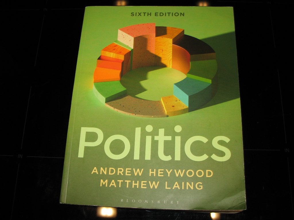 Politics, Boeken, Ophalen, Heywood & Laing, Nieuw, WO