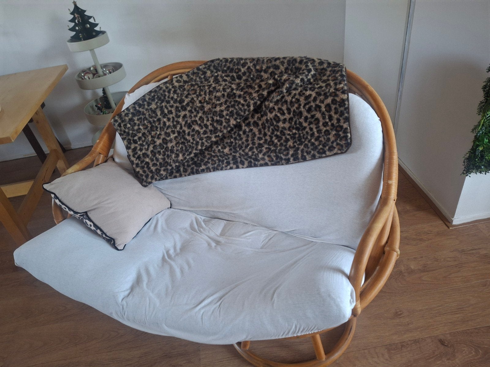 rotan bankje  en stoel en tsfeltje, Ophalen, Eenpersoons, Minder dan 150 cm