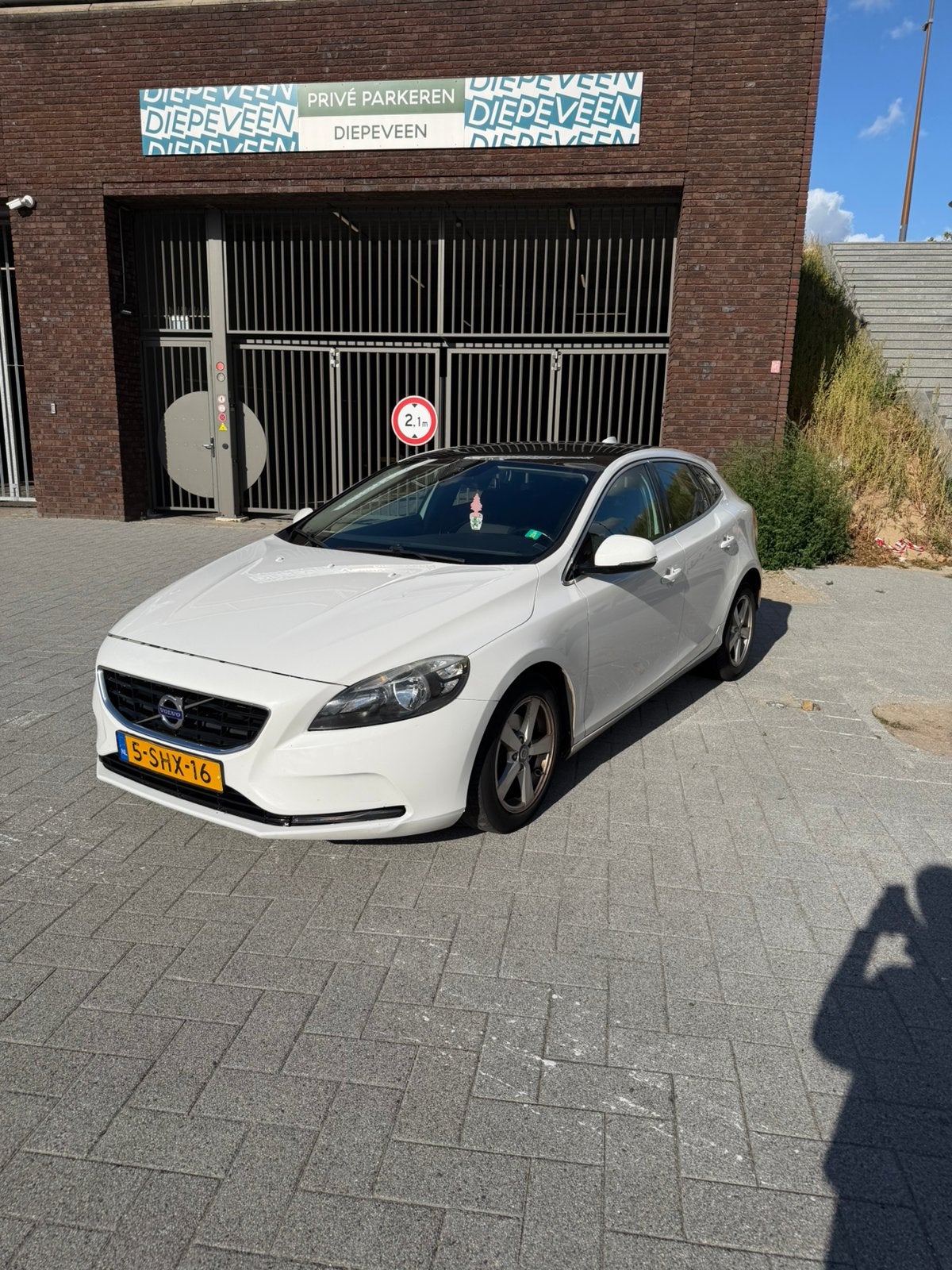 Volvo V40 1.6 D2 115PK 2015 Wit, Voorwielaandrijving, 4 cilinders, Wit, Origineel Nederlands