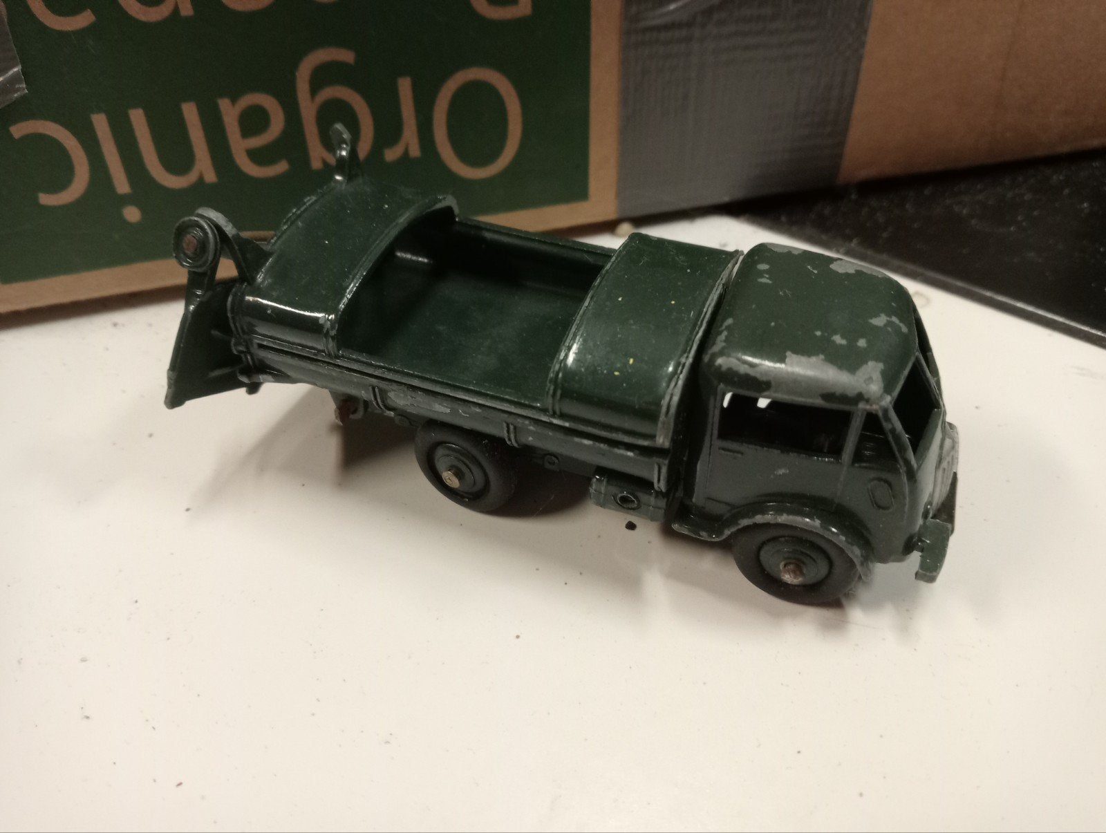 Dinky toys 25V vuilniswagen made in France, Ophalen of Verzenden, Gebruikt, Auto, Dinky Toys