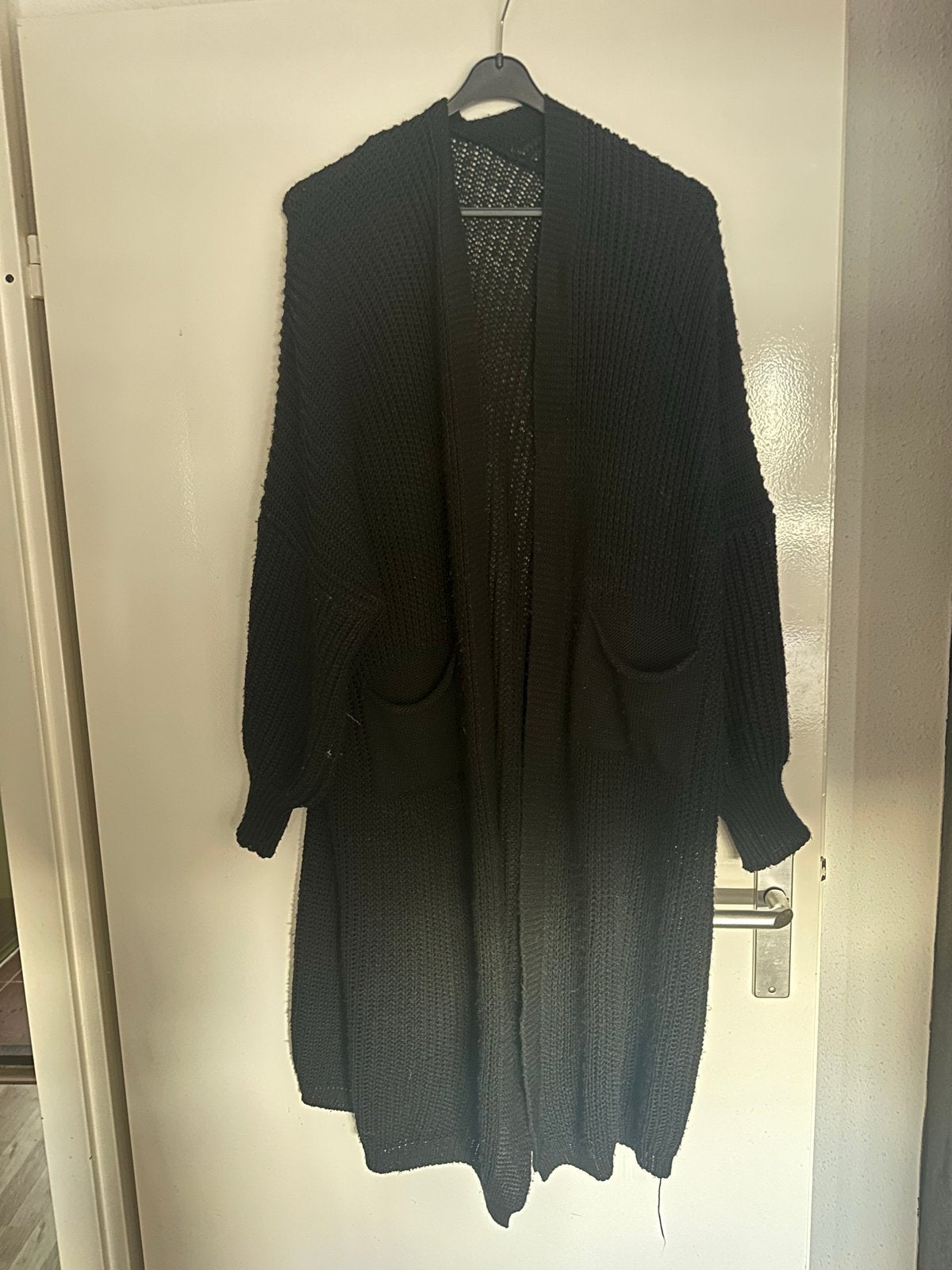 Zwart gebreid vest, maat XL, Kleding | Dames, Ophalen of Verzenden, Gedragen, Maat 46/48 (XL) of groter, Zwart