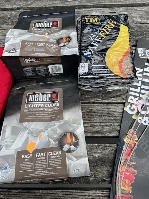 Gusta tafel barbecue met veel accessoires, Tuin en Terras, Ophalen of Verzenden, Nieuw, Gusta, Met accessoires