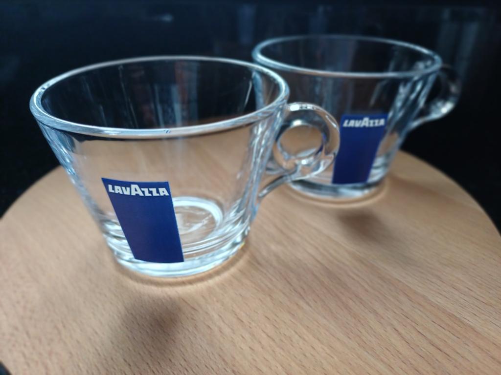 2 Lavazza glazen kopjes - 6 cm hoog, 8 cm diameter, Huis en Inrichting, Glas of Glazen, Ophalen of Verzenden, Effen, Glas